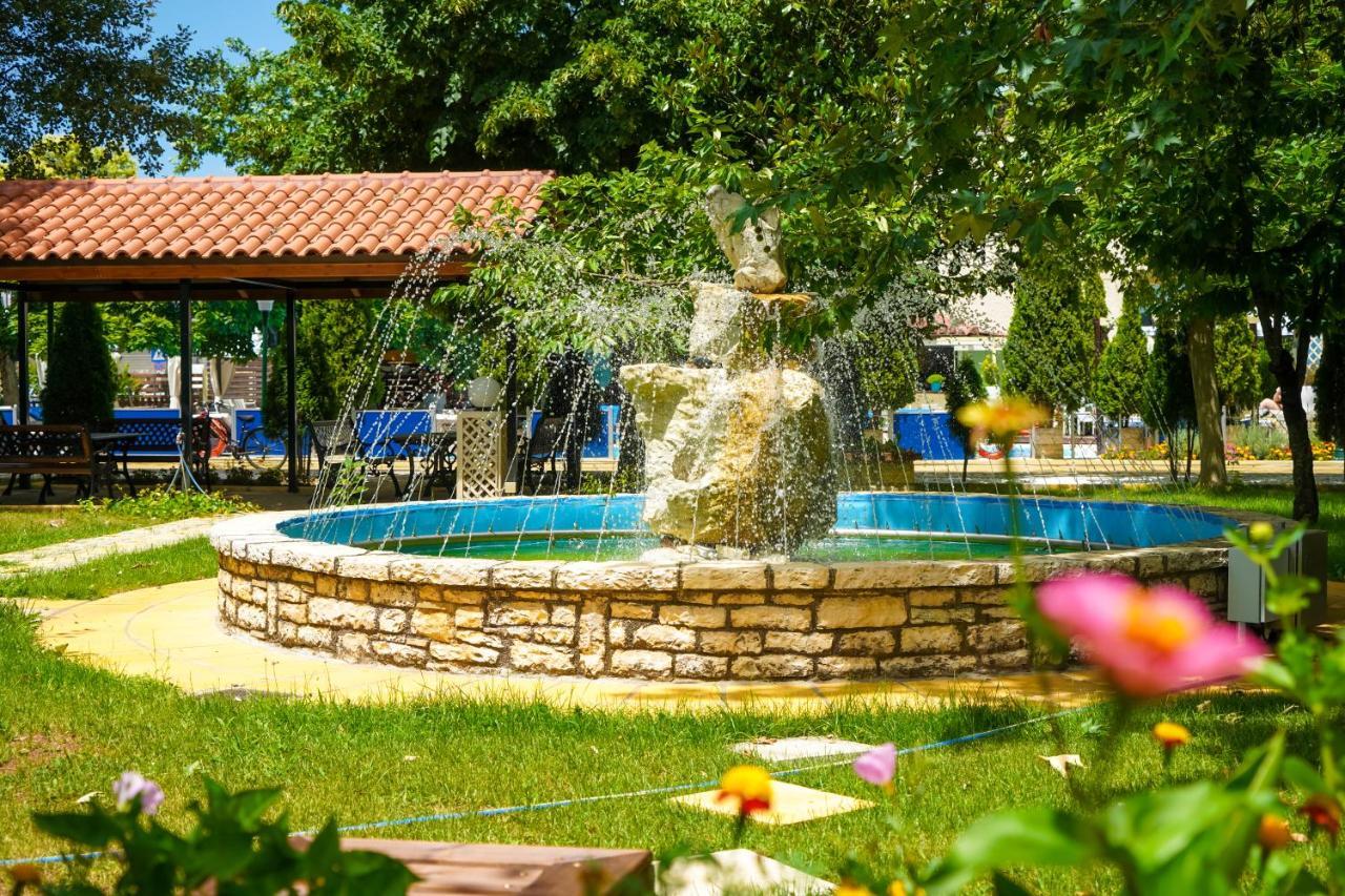 Krikonis Hotel Janina Zewnętrze zdjęcie